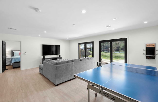 Knotty Pines by Avantstay Lake Views, Renovated - Foto 25