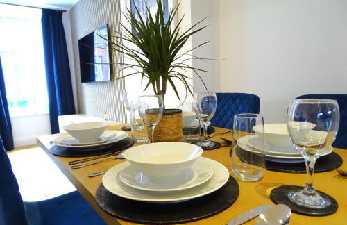 Elegant Windsor Flat - Short Walk to Windsor Castle, River Thames & Train Station - Foto 19