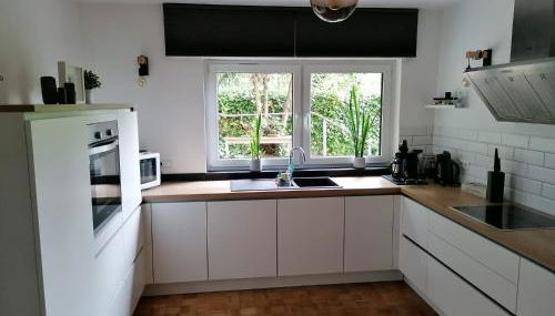 Moderne familienfreundliche Wohnung am Waldrand von Prüm mit Terrasse - Foto 3, stove, dishwasher