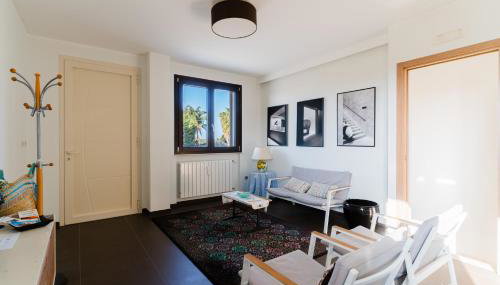 Intera villa ad uso esclusivo con 2 bagni 4 camere da letto,garage,giardino,area fitness,lavatrice,wifi - Foto 4