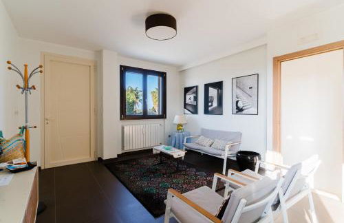 Intera villa ad uso esclusivo con 2 bagni 4 camere da letto,garage,giardino,area fitness,lavatrice,wifi - Foto 4