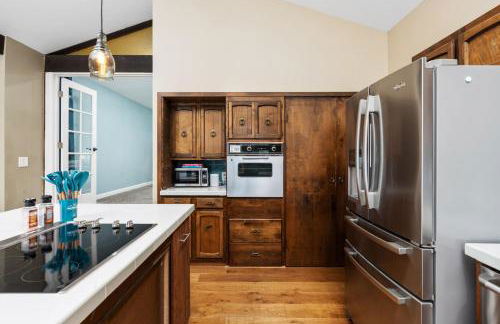 Mountain View, Hot Tub, Open Kitchen, 10m to Sequoia - Foto 11