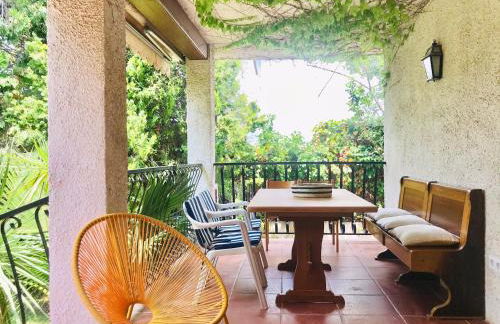 Casa mediterránea con gran jardín y piscina a 500 m de la playa - Foto 76