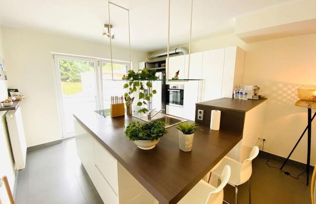 Large 3bedrooms with Terrace and Parking - Photo 12