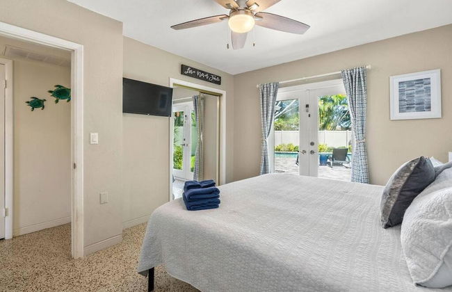 Home with Pool & Hot Tub Close to Beach - Foto 11