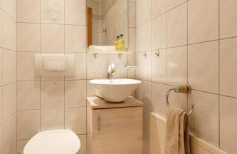 BERGSUCHT-Ruhpolding, Traumlage am sonnigen Südhang, kostenlose Parkplätze, schnelles WLAN, ruhige Sackgasse, NETFLIX inklusive - Foto 27