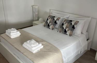 LoveRhome Apartment 10 - Photo 1