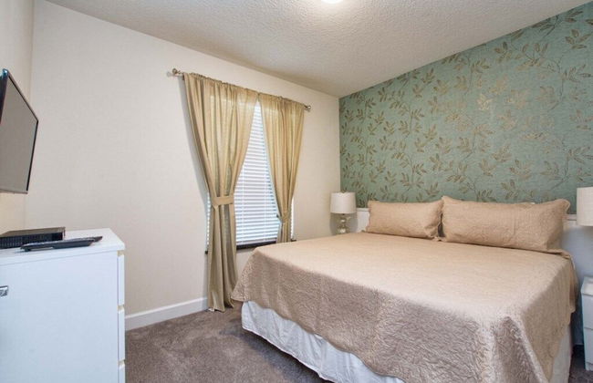 Beautiful House, Private Splash Pool, Balcony Off Master Suite, Free Wifi!!! 3 Bedroom Townhouse by RedAwning - Foto 1