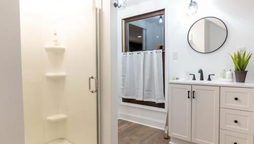 Fletcher NC Getaway - Foto 2, Shower