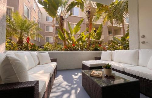 Peaceful 1BR & 2BR MDR Retreat Close to Venice Beach with Pool & Gym - Foto 40