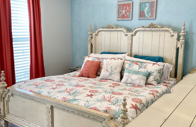 Tequila Sunrise 4 Bedroom Home by RedAwning - Photo 6