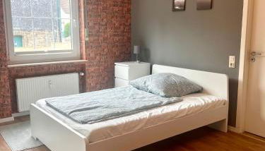 Sehr schönes und möbliertes Apartment - Foto 4