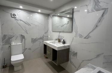 Èze - Appartement dans bas de villa avec piscine près de Monaco - Foto 10