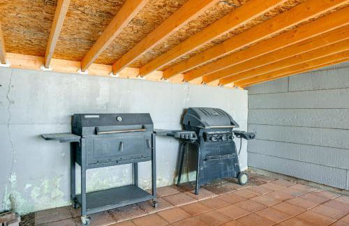 8 Mi to Hiking Home with Patio in Dtwn Pioche - Foto 23