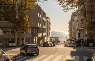 Modern Flat with Workspace in Foz by HostWise - Foto 34