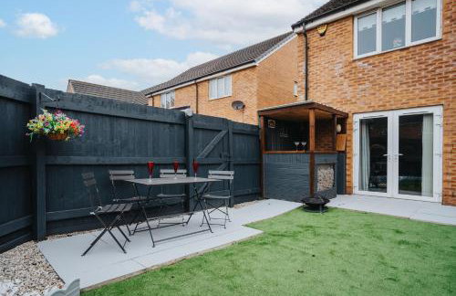 2 Bedroom Home with Garden and Free Parking - Foto 30
