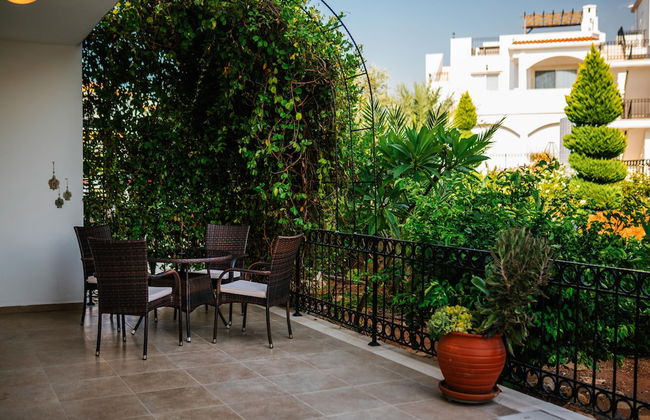 Sunny and Family Friendly Apartment Directly at the Pool - Foto 51