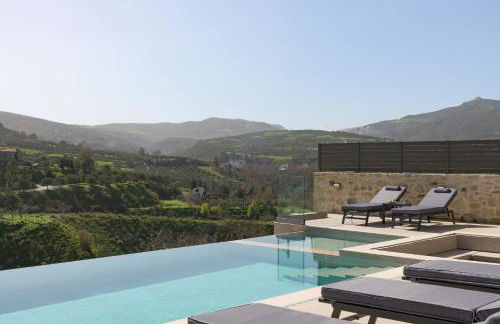 Venerato Villas Ampela & Apolonia, with Pool, Spa Whirlpool & Heritage, By ThinkVilla - Foto 2