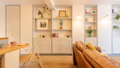 Lovely self-contained basement studio with kitchen - Photo 5
