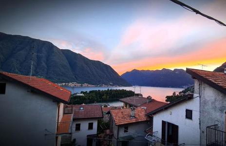 Casa Marlene quadrilocale con vista Isola Comacina - Photo 1
