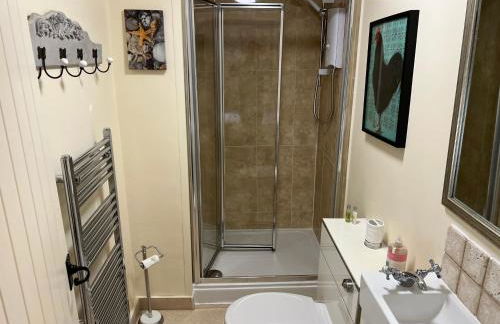 The Old Farmhouse - Photo 33