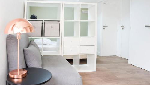 Studio Cosy Rénové au Calme 10min Centre et CHU Métro Commerces à 400m - Foto 5