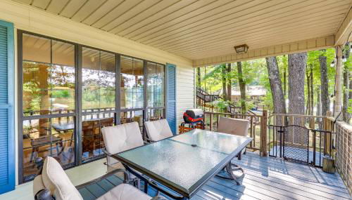 Waterfront Wheeler Lake Home with Furnished Deck - Photo 2