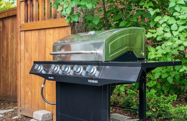 Lakefront Retreat - Foto 32