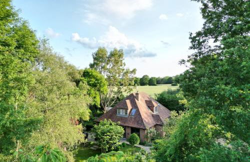 Modernised seven bedroom country house and garden with hot tub - Foto 2