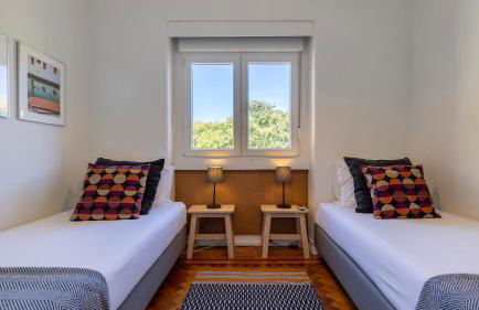 Charming Belém 3BDR Property by LovelyStay - Photo 30