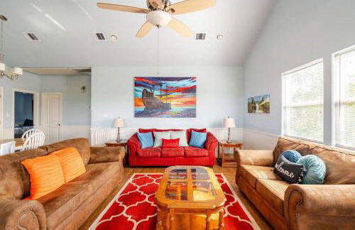 Central 2BR 2BA Easy Beach Access Sleeps 10 - Foto 4