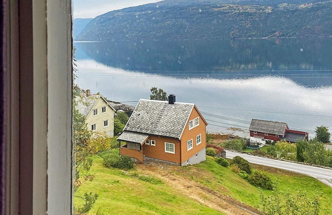 6 Person Holiday Home in Utvik - Foto 31