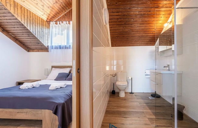 Berguitje met Binnenzwembad - Foto 3