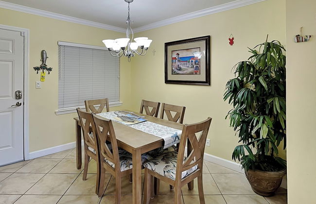 Barefoot Beach Resort B-201 by Distinctive Beach Rentals - Photo 3