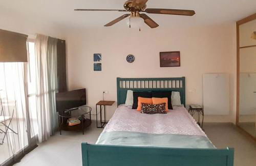 Apartment with pool near the beach - Photo 7