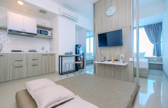 Fully Furnished With Comfy Design Studio Grand Kamala Lagoon Apartment - Photo 6