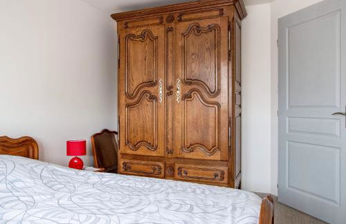 Renovated village house with enclosed garden - Foto 24