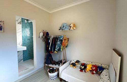 Portal da Olaria | Casa com piscina a 200m da praia - Foto 2