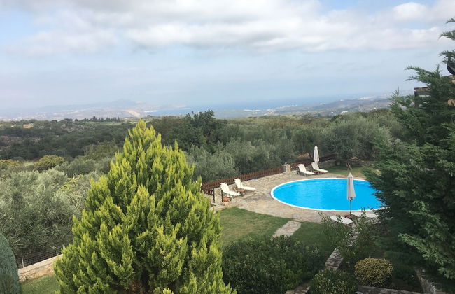 Stratos Villas - Photo 17