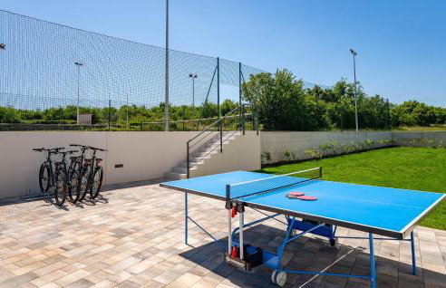 3 Bedroom Cozy Home In Nedescina - Foto 8