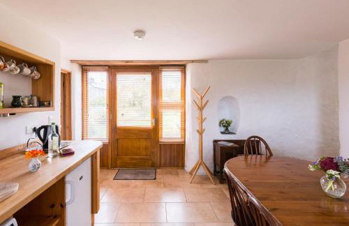 The Workshop- Eco Cottage by the Coastal Path - Photo 11