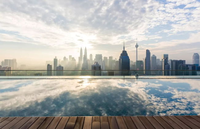 Wong's Homestay at Regalia Residence - Photo 17