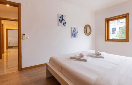 3 Bedroom Oeiras Wonder W/ Balcony by LovelyStay - Foto 7