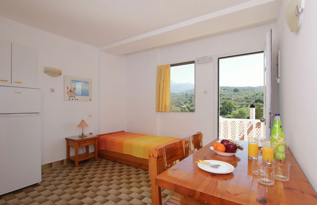 Apollon Apartments - Photo 5