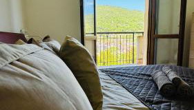 Accogliente Appartamento con Balcone Panoramico Fino a 3 Persone, Vicino al Centro Storico - Foto 3