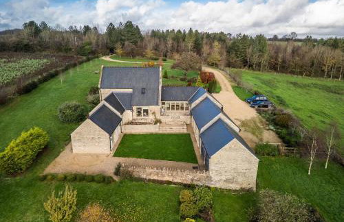 Blackhill barn - in the heart of the Cotswolds - Photo 34