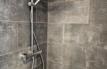 Appartement de 80m² plein sud entièrement rénové - Foto 10