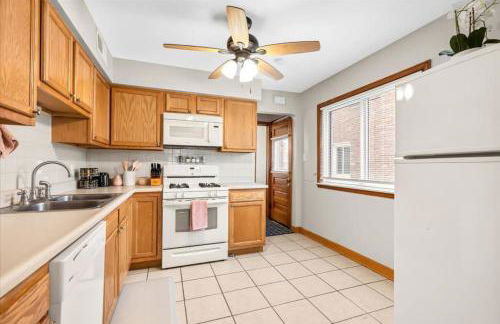 Near Greenfield Village-Downtown Dearborn-Oakwood - Foto 18