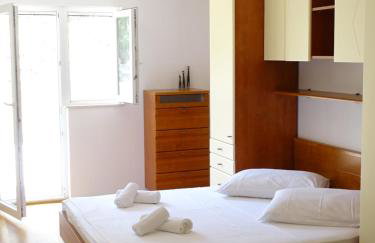 6 pax Apertment ON THE BEACH with Terrace, Sea view, Garden, Parking ensured, first floor - Photo 15