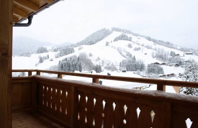 Stunning Holiday Home With Balcony, Ski Storage, Parking - Photo 23